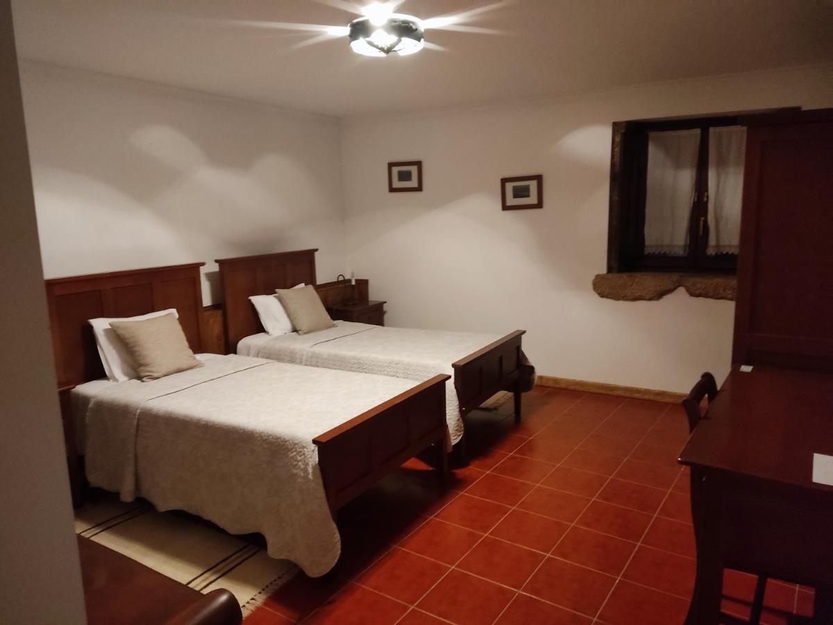 Casa Dona Urraca Hotel Vilarinho da Castanheira Room photo